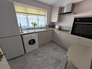 Kitchen- click for photo gallery